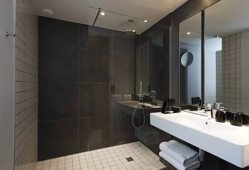 スタンダードルーム, Melia Paris La Defense
