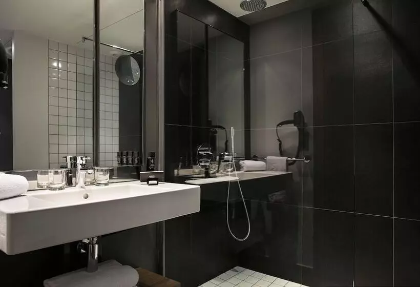 プレミアムルーム, Melia Paris La Defense