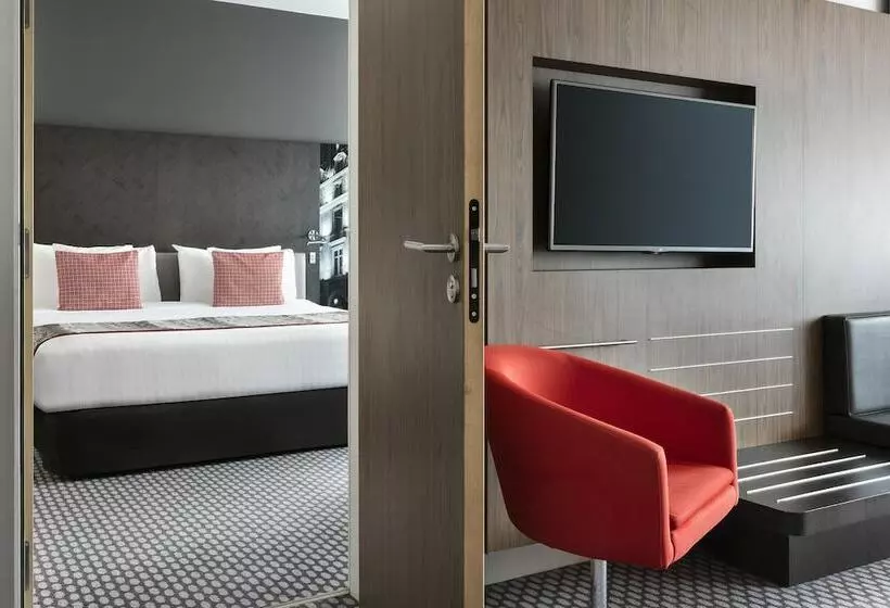 コネクティングルーム（家族用）。, Melia Paris La Defense
