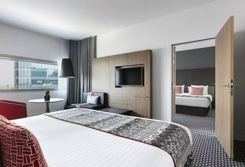 コネクティングルーム（家族用）。, Melia Paris La Defense