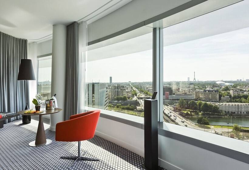 سوئیت با چشمانداز, Melia Paris La Defense