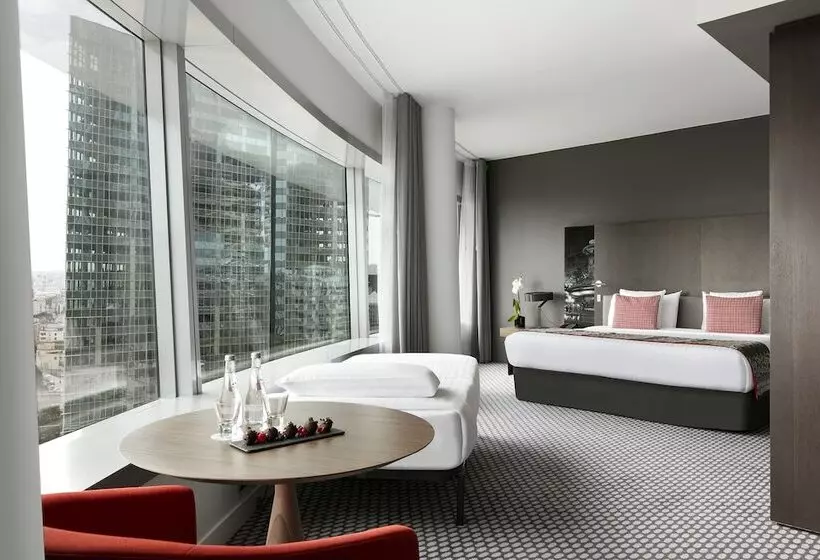 景色の見えるスイートルーム, Melia Paris La Defense