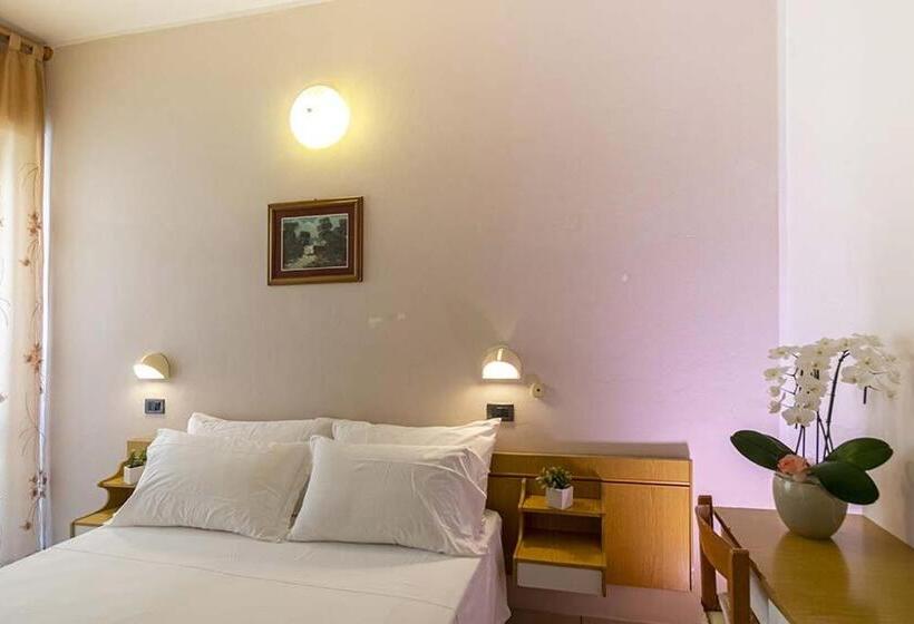 Üç Kişilik Standart Oda, Oasi Del Mare