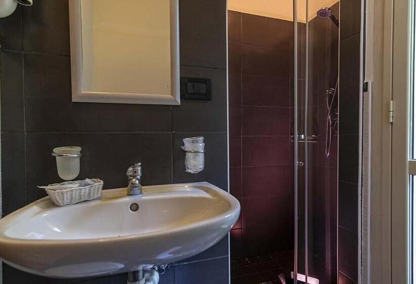 Üç Kişilik Standart Oda, Oasi Del Mare