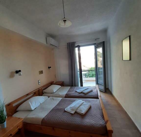 חדר סטנדרט, Ostria