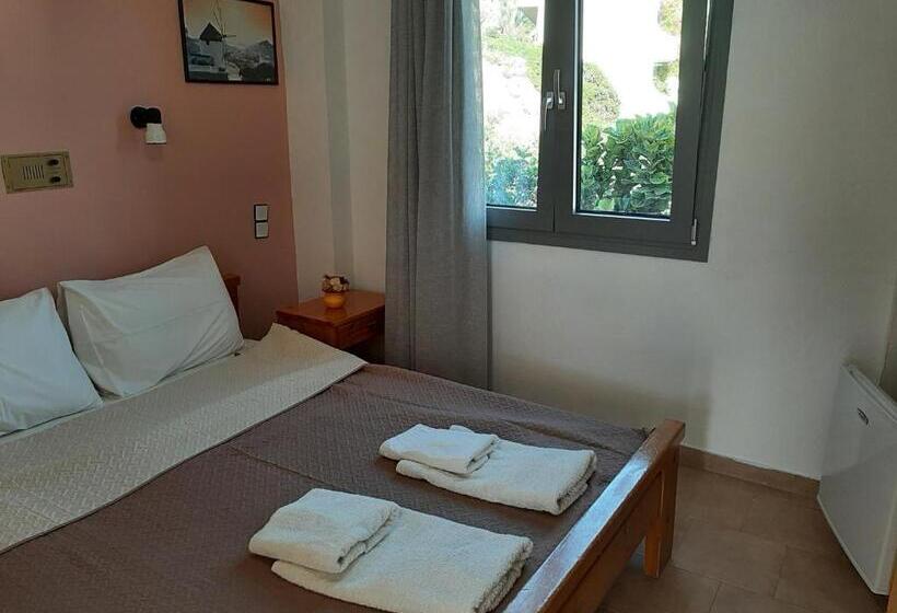 חדר סטנדרט, Ostria