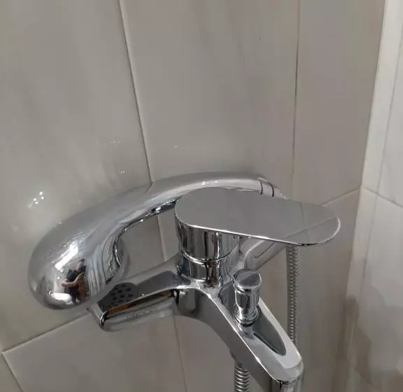 اتاق استاندارد, Ostria