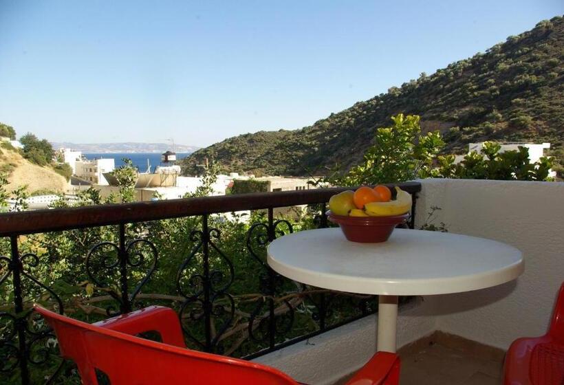 חדר סטנדרט יחיד, Ostria