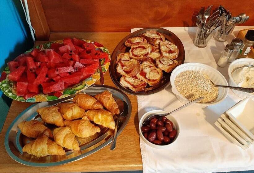 חדר סטנדרט יחיד, Ostria