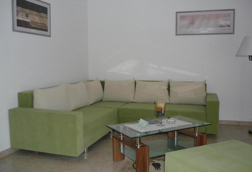 Sviitti, öreg Malom