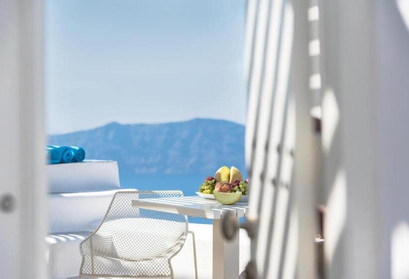 자쿠지 스위트, White Santorini