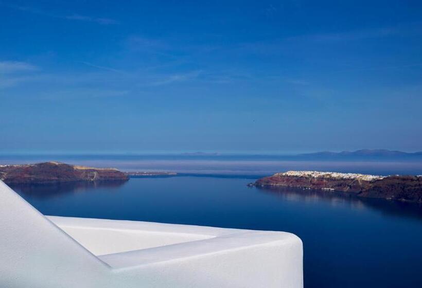 자쿠지 스위트, White Santorini