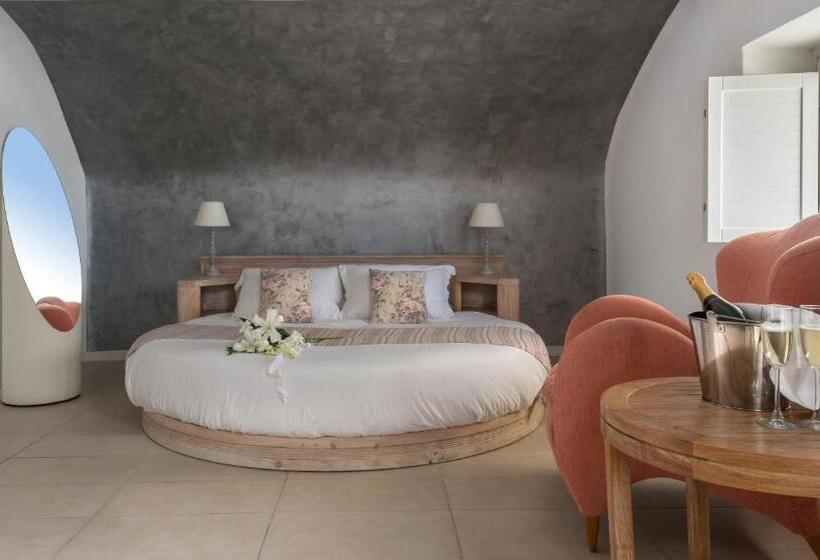 자쿠지 스위트, White Santorini