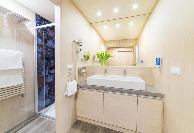 سوییت خانوادگی, Kolping Hotel Spa & Family Resort