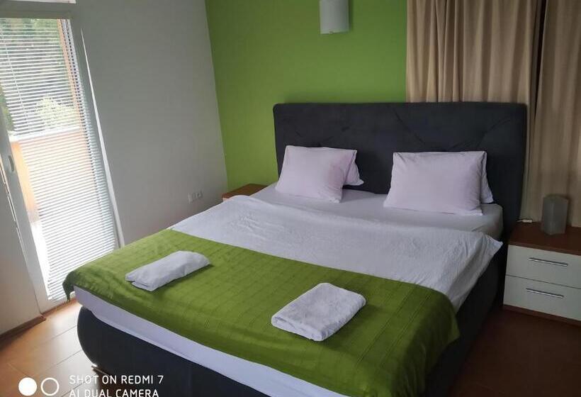 스위트 킹사이즈 침대, Penzion Relax Martina