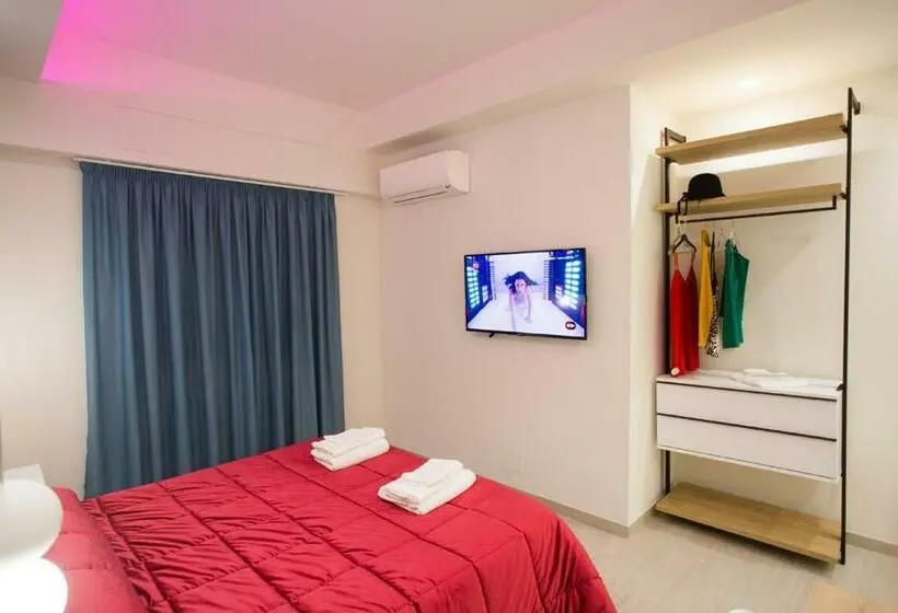 Camera Deluxe, B&b Delicius