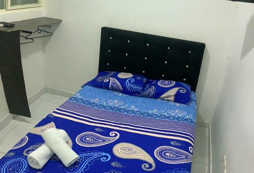 חדר דלוקס, 42 33