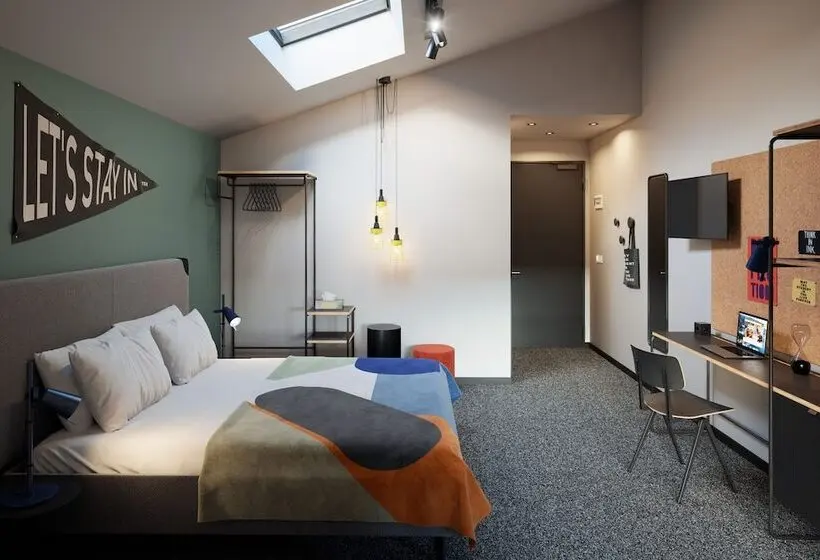 اتاق استاندارد با تخت بزرگ, The Social Hub Madrid