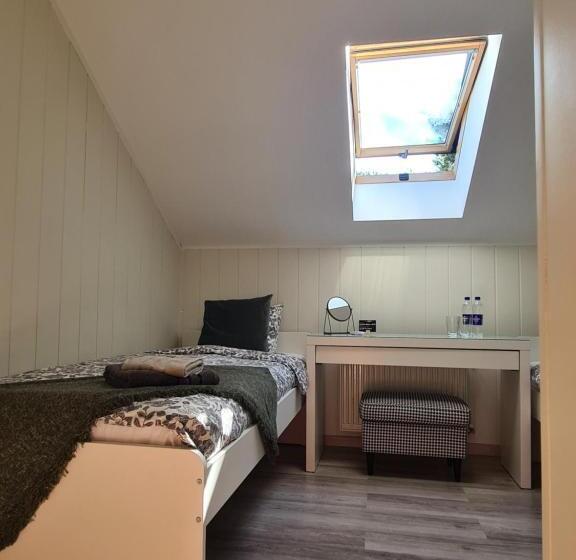 اتاق استاندارد, Guest House Kaktus