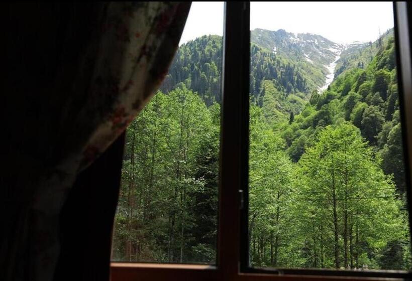 חדר סטנדרט לשלושה, Ayder Paradise Otel