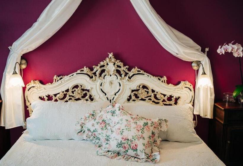 اتاق استاندارد, Juniper Bay