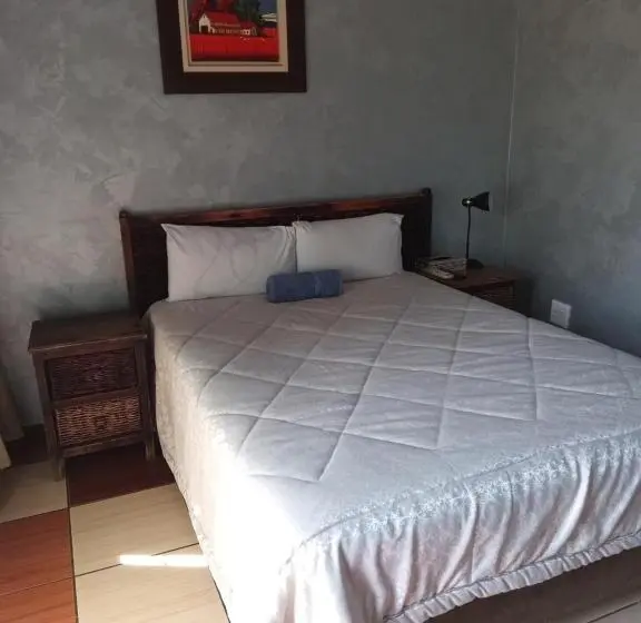 エコノミールーム, Petra Lodge
