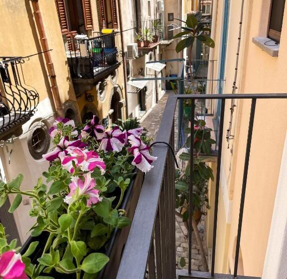 اتاق استاندارد, B&b Faraglione