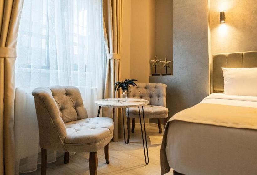 اتاق استاندارد, Monezza