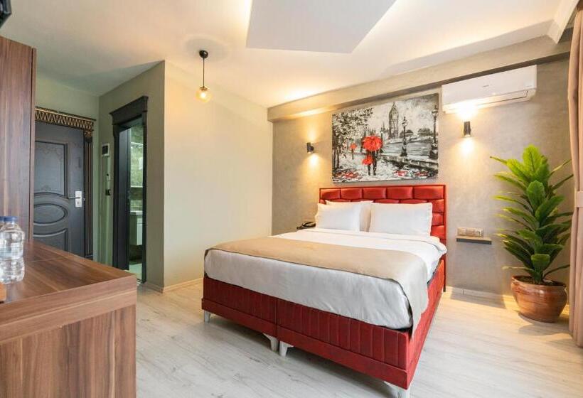 اتاق استاندارد با بالکن, Monezza