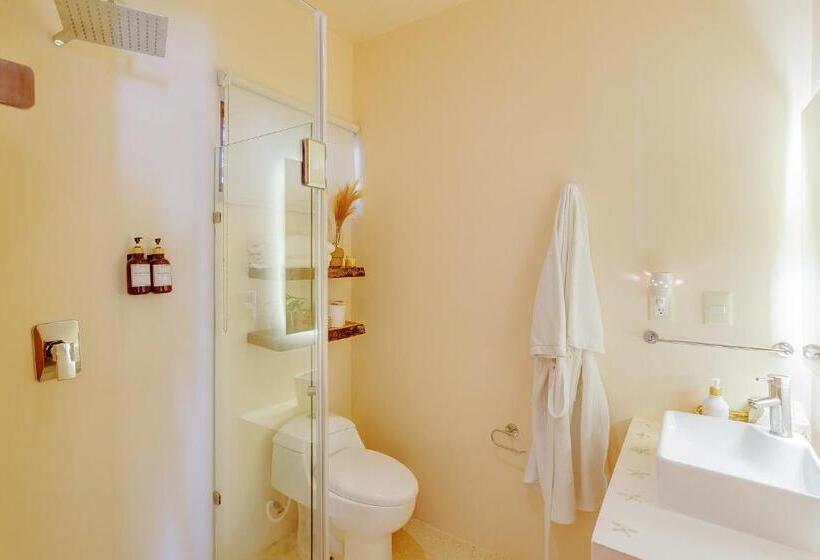 آپارتمان 1 خوابه با چشمانداز استخر, Nature Luxury Selva Norte