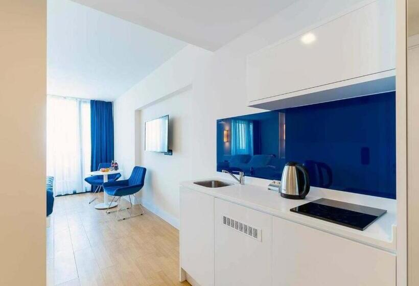 آپارتمان 1 خوابه, Sea View Orbi City