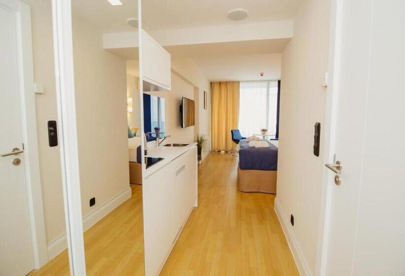 آپارتمان 1 خوابه با چشم‌انداز دریا, Sea View Orbi City