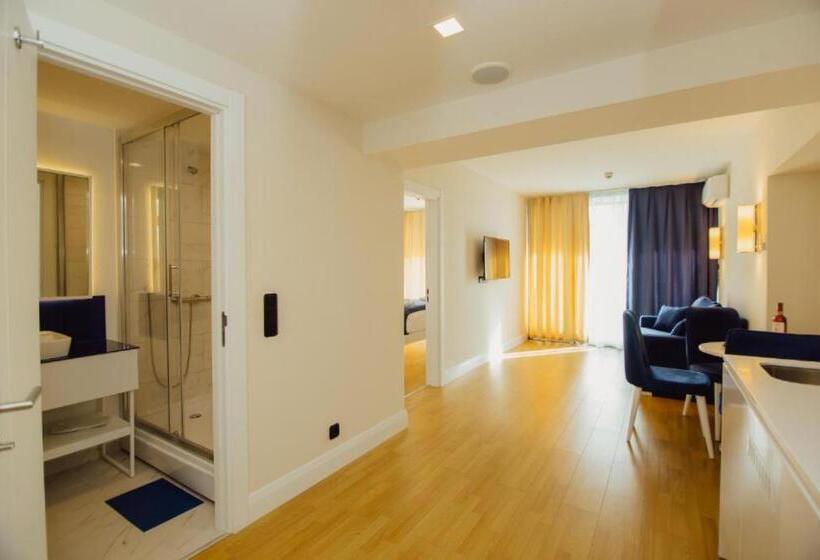 آپارتمان 1 خوابه, Sea View Orbi City