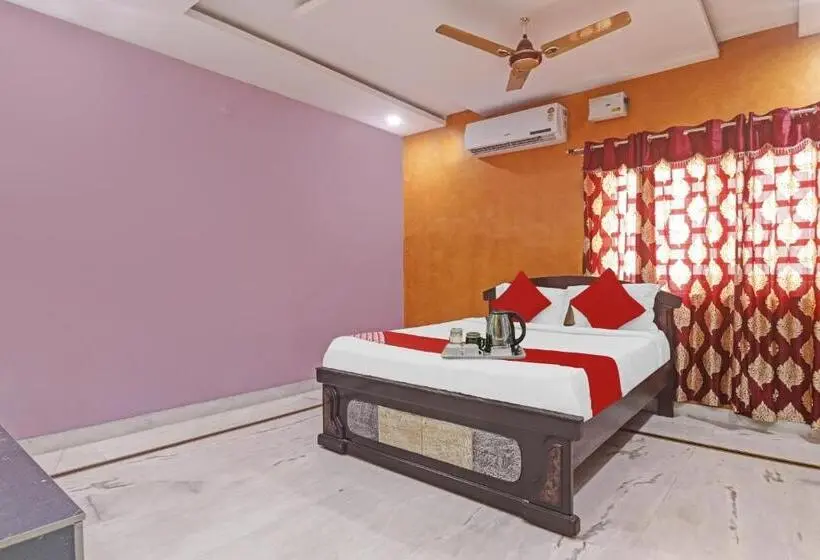 Deluxe-huone, O Royal Stay Near Mantra Mall