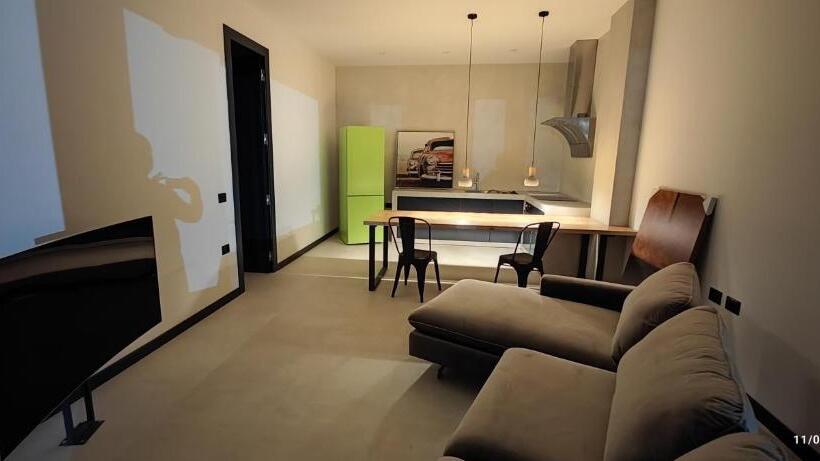 1 Sovrums Lägenhet med Utsikt, Residence La Pineta