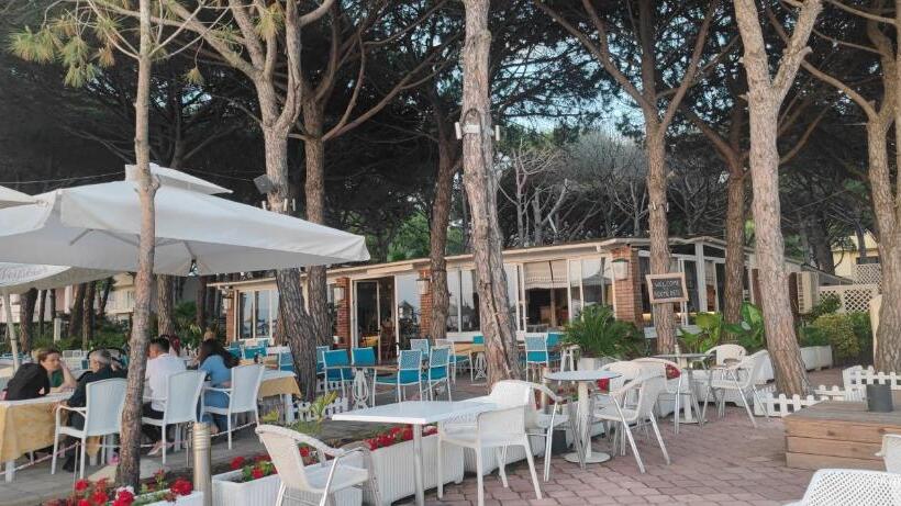 1 Sovrums Deluxe Lägenhet, Residence La Pineta