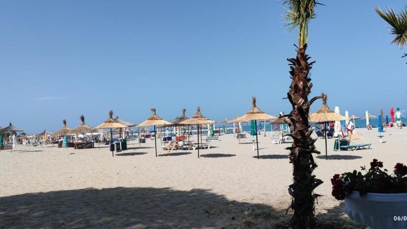 1 Sovrums Deluxe Lägenhet, Residence La Pineta