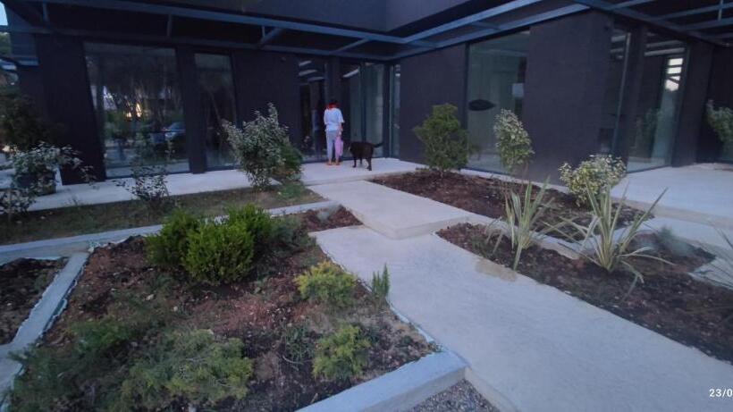 Apartamento 2 Dormitórios, Residence La Pineta