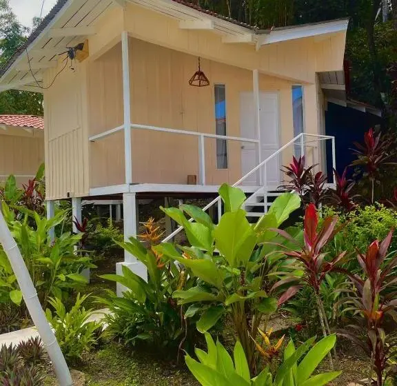 デラックスバンガロー, Grand Park Manuel Antonio Adults Only