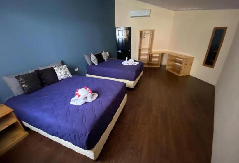 带花园景观和一个卧室的别墅, Grand Park Manuel Antonio   Adults Only