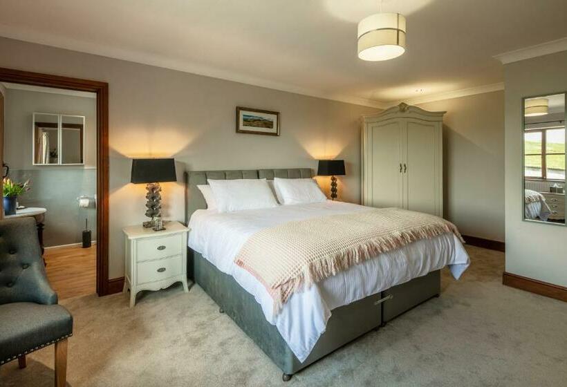 带大床的高级房间, Beaconsview B&b