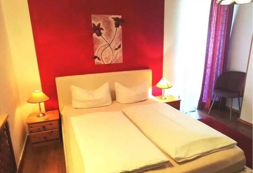 Quarto standart com varanda, Pfaff