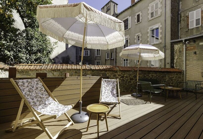 스탠다드 스튜디오, Gogaille   Préfecture   Accès Autonome