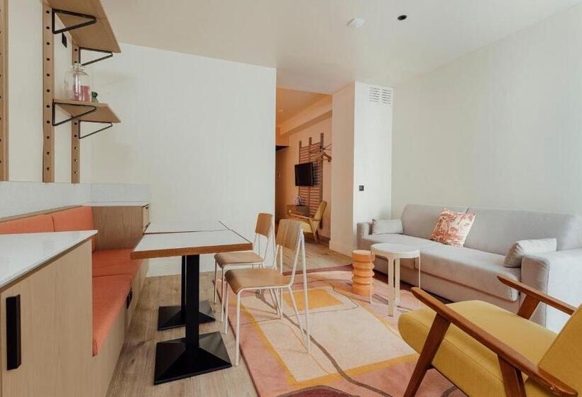 스탠다드 스튜디오, Gogaille   Préfecture   Accès Autonome