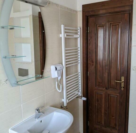 غرفة قياسية ثلاثية, Pensiunea Sonnenhof