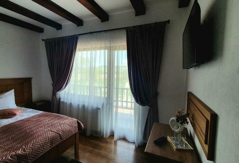 غرفة عائلية مطلّة علي الحديقة, Pensiunea Sonnenhof