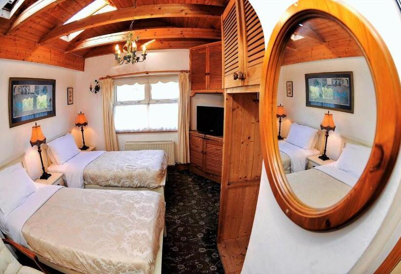 اتاق استاندارد چهار تخته, The Gallery B&b, The Glen, Kinsale ,county Cork