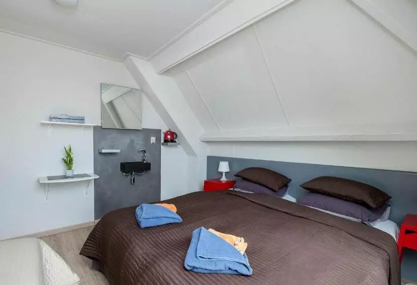 Perhehuone, Apart Hotel Het Veerse Meer