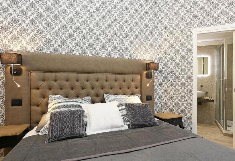 اتاق لوکس چهار تخته, Capricci Romani