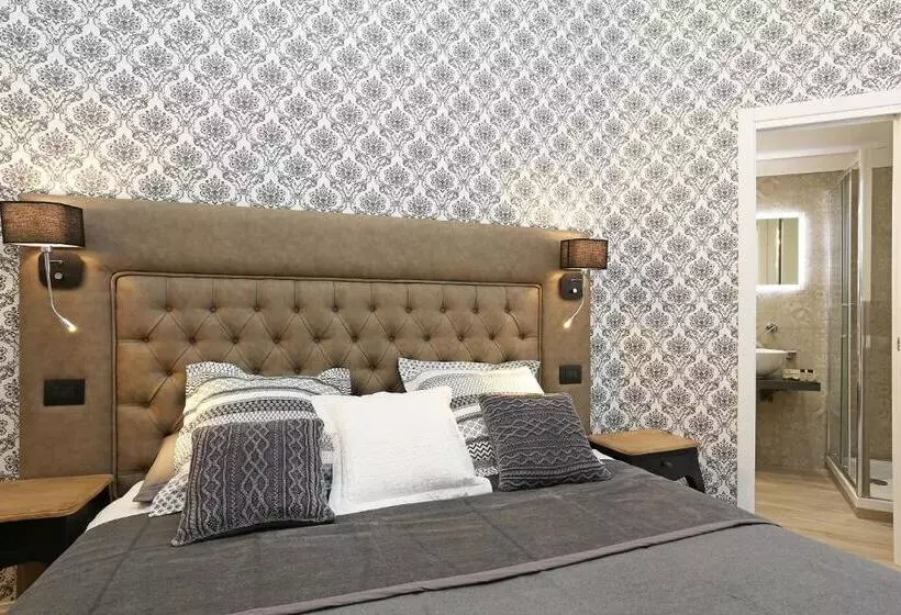 اتاق لوکس چهار تخته, Capricci Romani